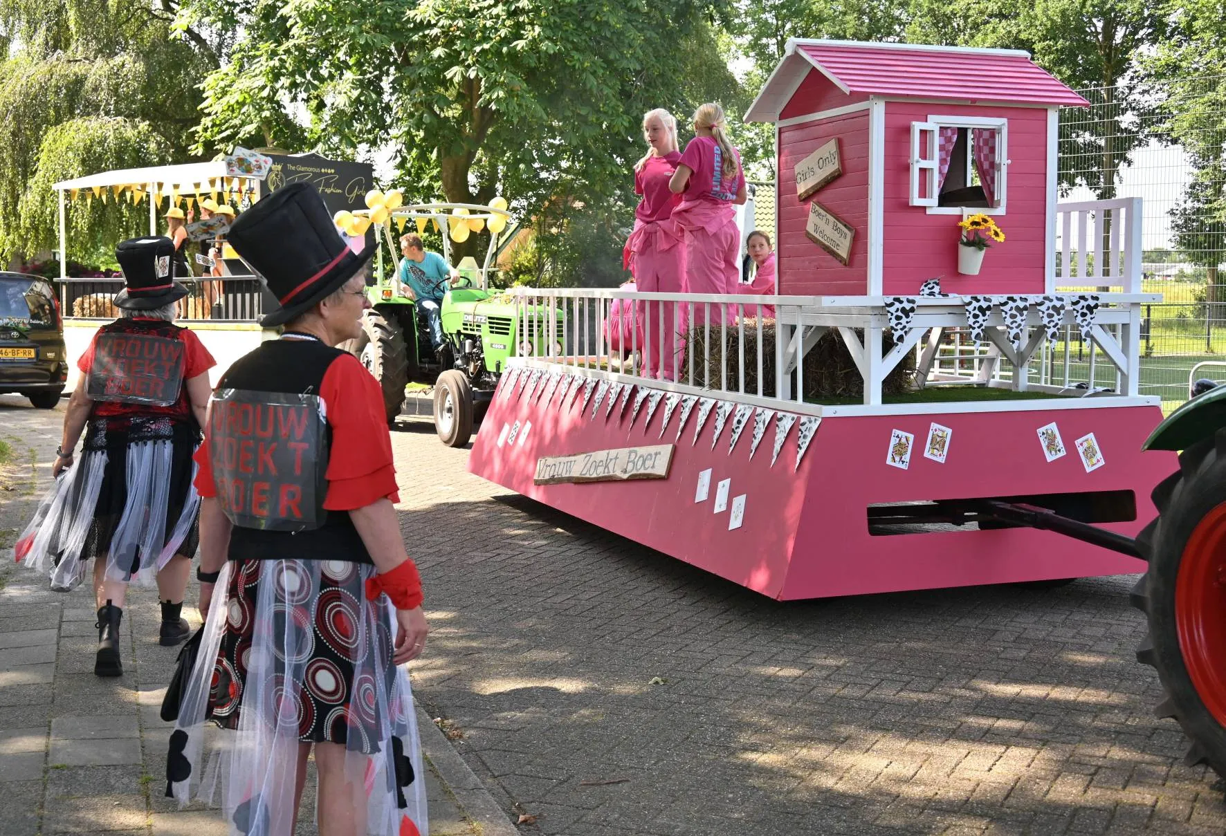 pn29062024 oosteinde optocht1