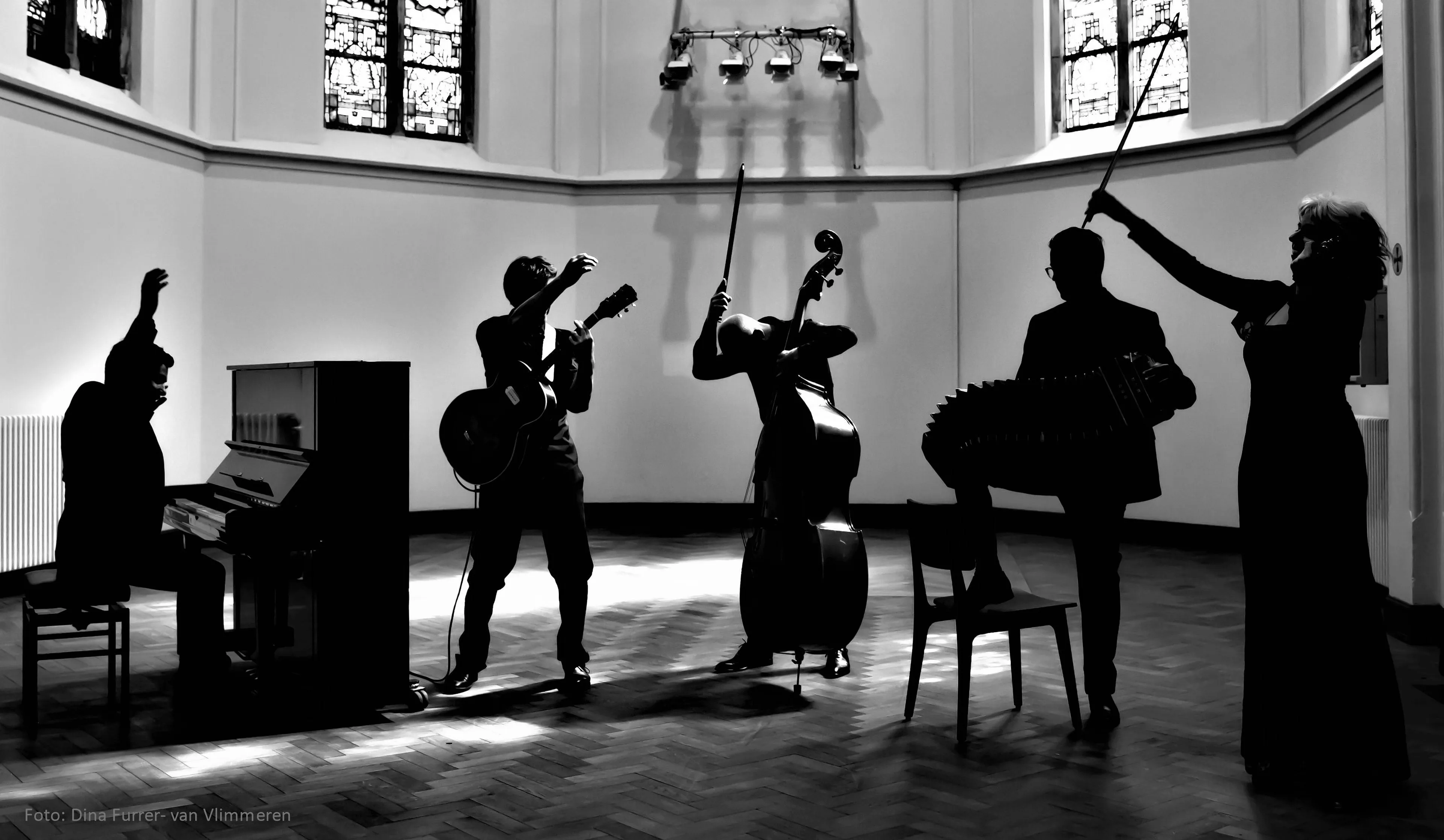 reestkerk grupo del sur 36 uitsnede1 foto dina