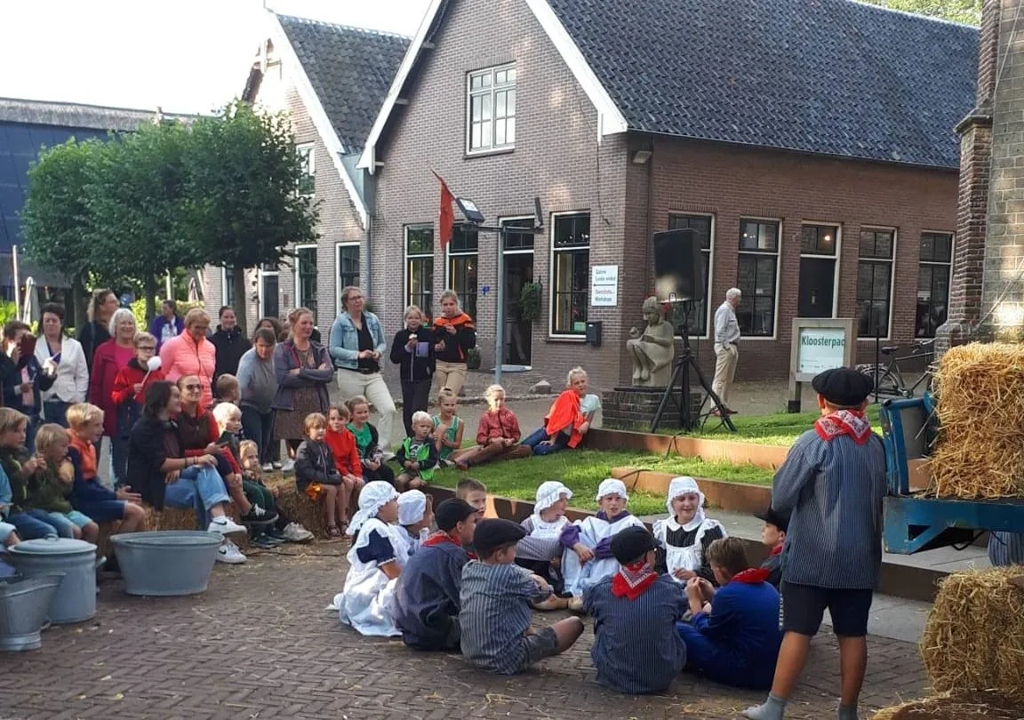 ruinen brinkavond1 foto hennie kuijer