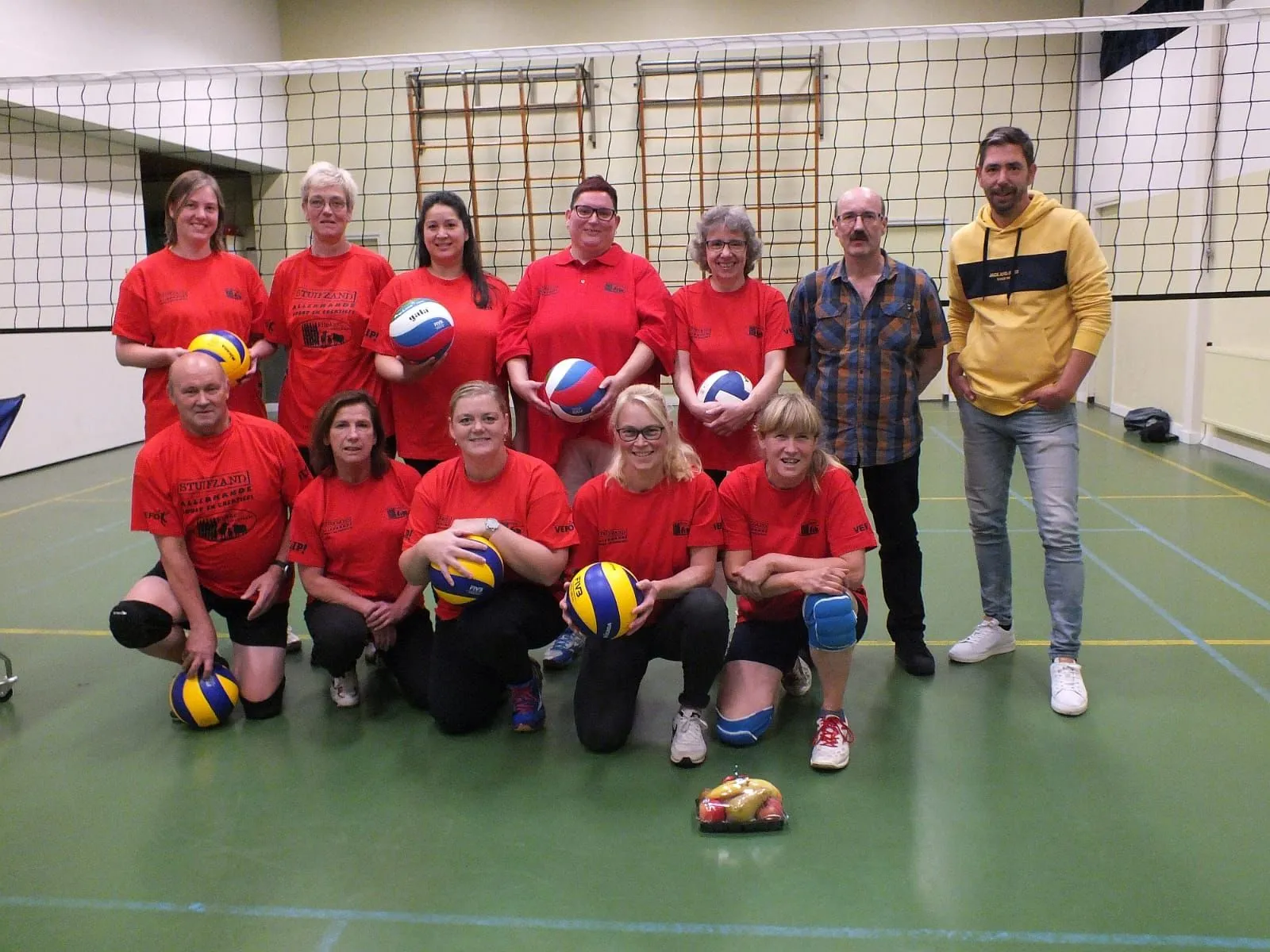 vefo volleybal nieuwe shirts