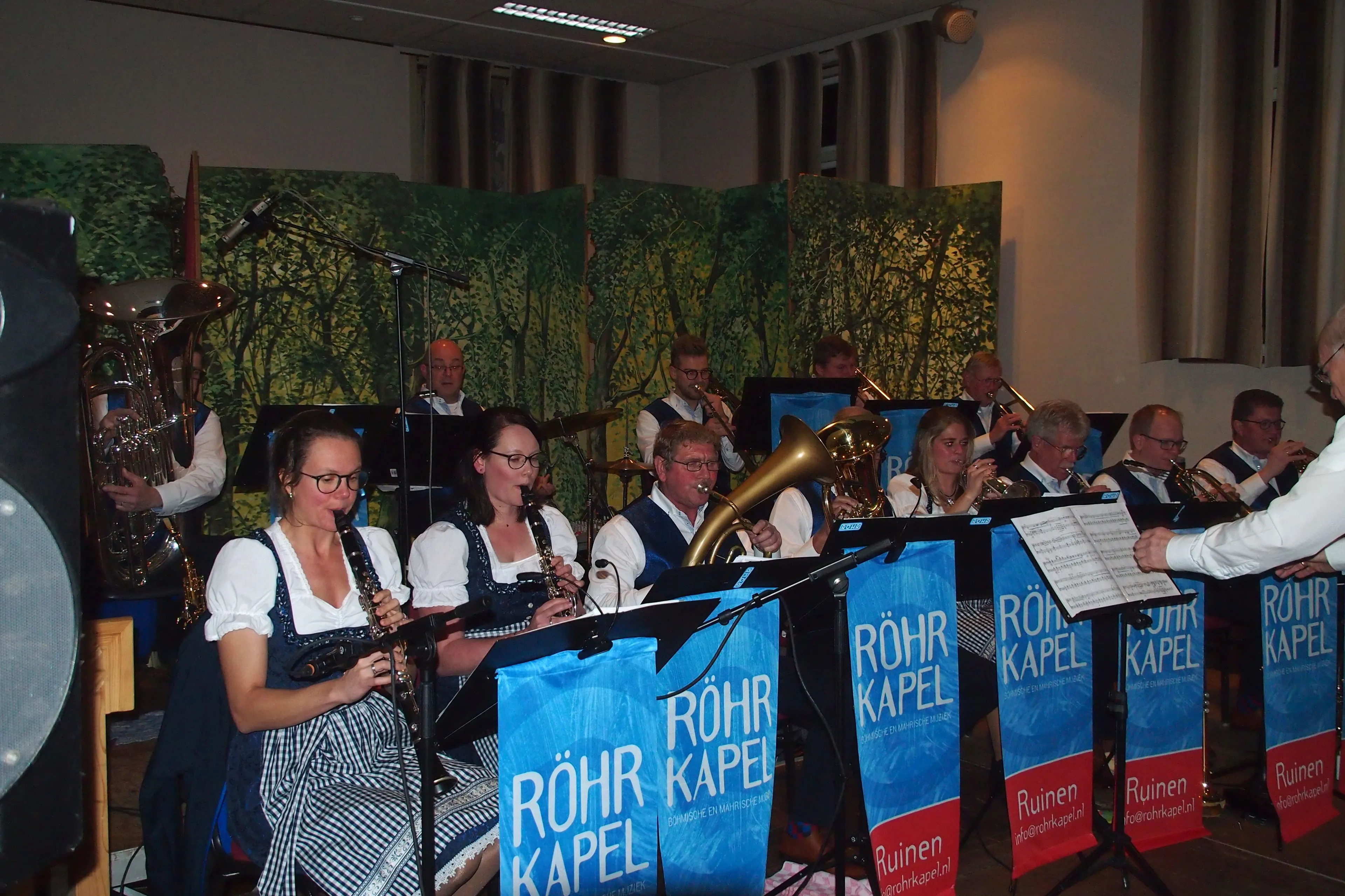 vr van nu ruinen1 foto grietje slagter