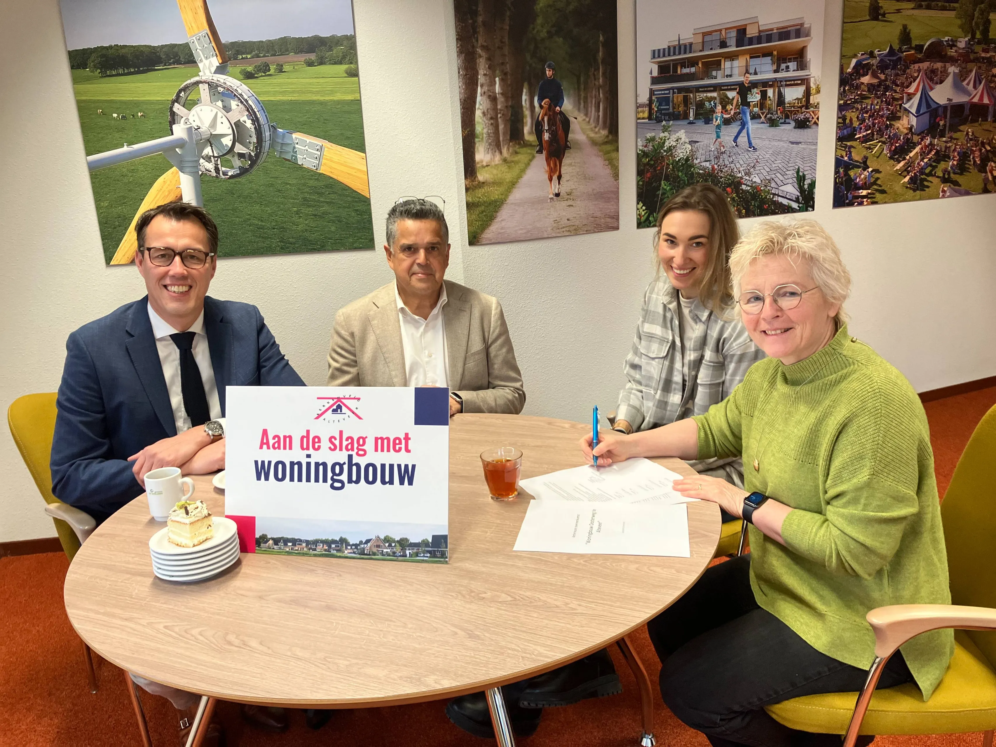 WOL 2025-12-11 Foto ondertekening AOK Alteveer