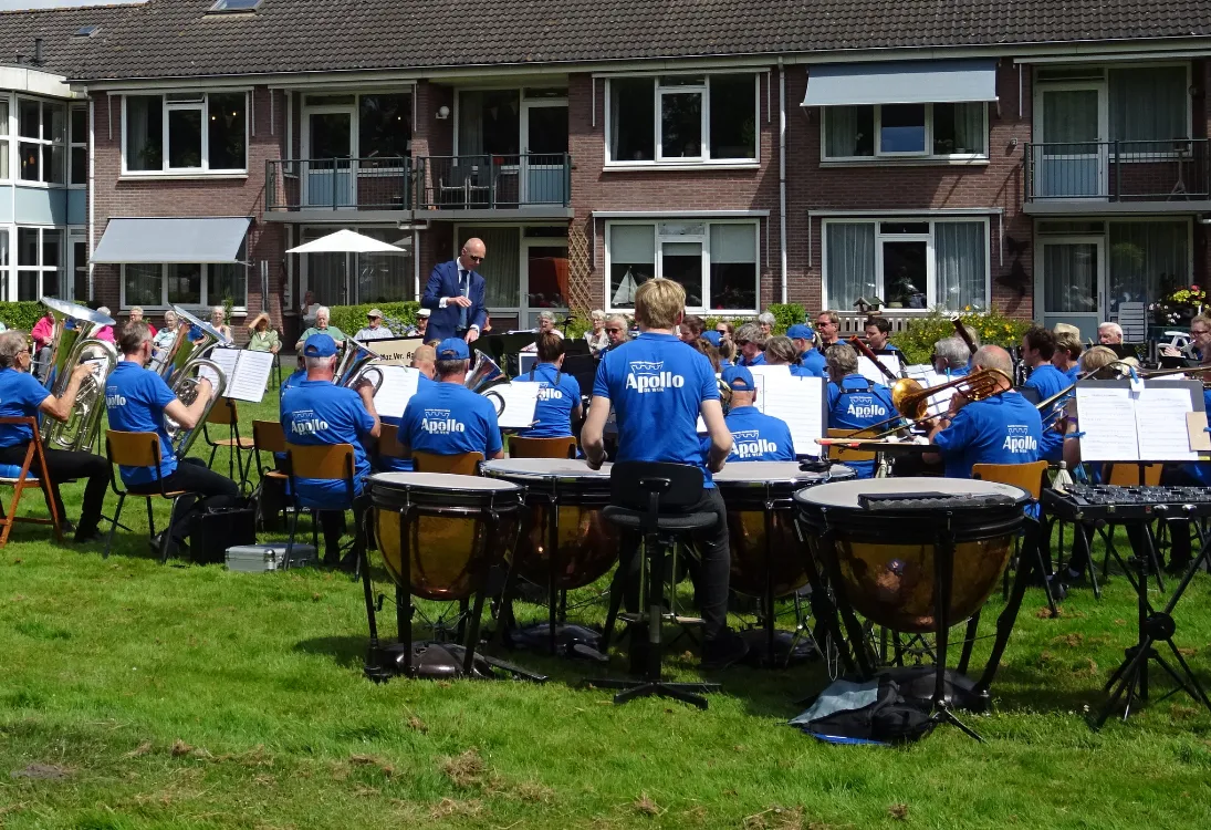 De Wijk buitenconcert Apollo