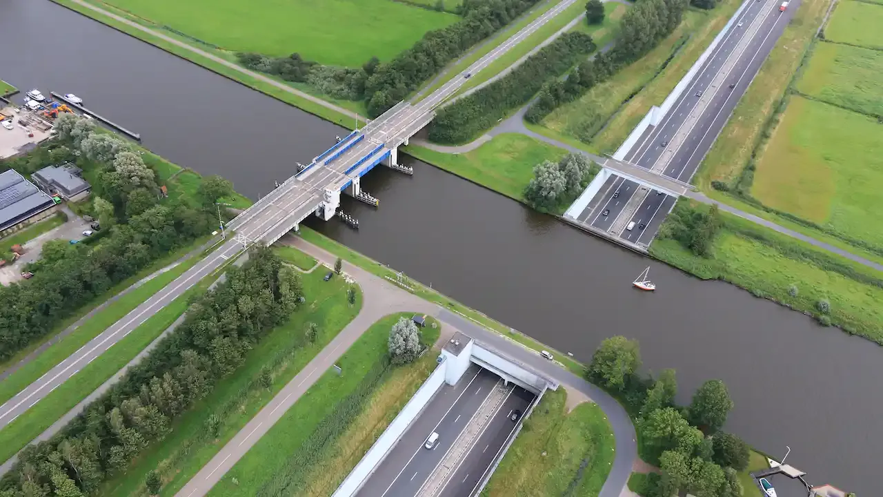tunnel sneek van boven tcm26 322314