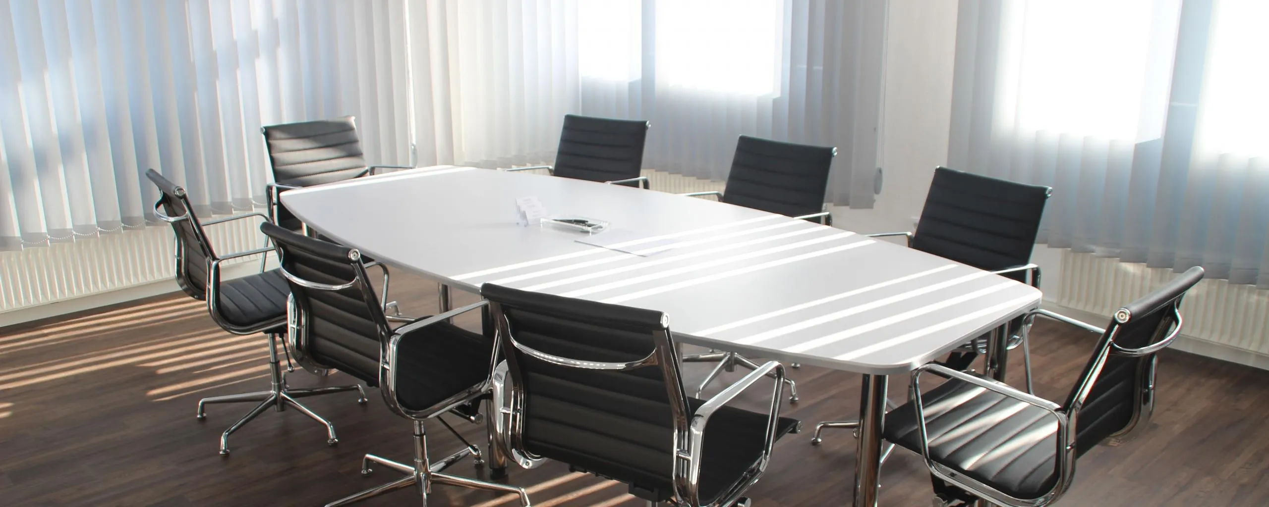 vergadertafel pexels 1920 x1220