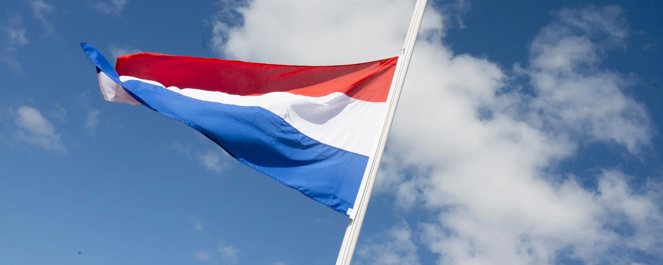 vlag halfstok
