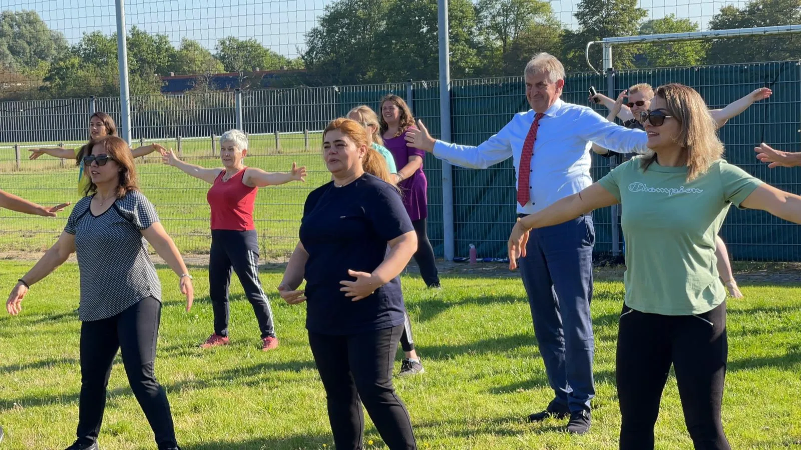 werkbezoek douwe hoogland aan 058 samen sterk
