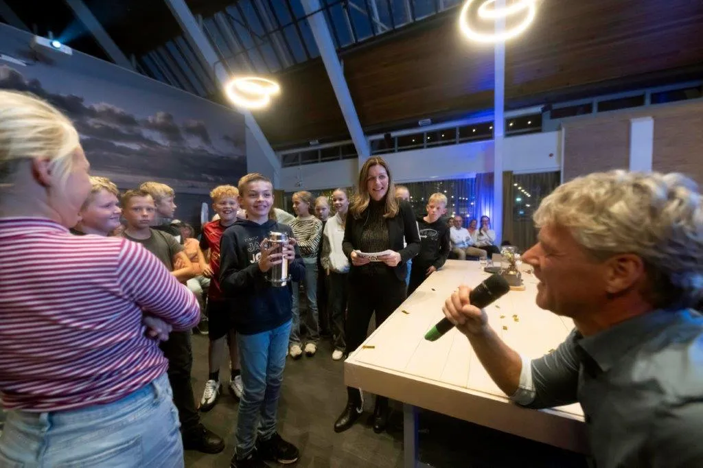marcel van kammen feestelijke start friese dorpenatlas en dorpsbiografieen