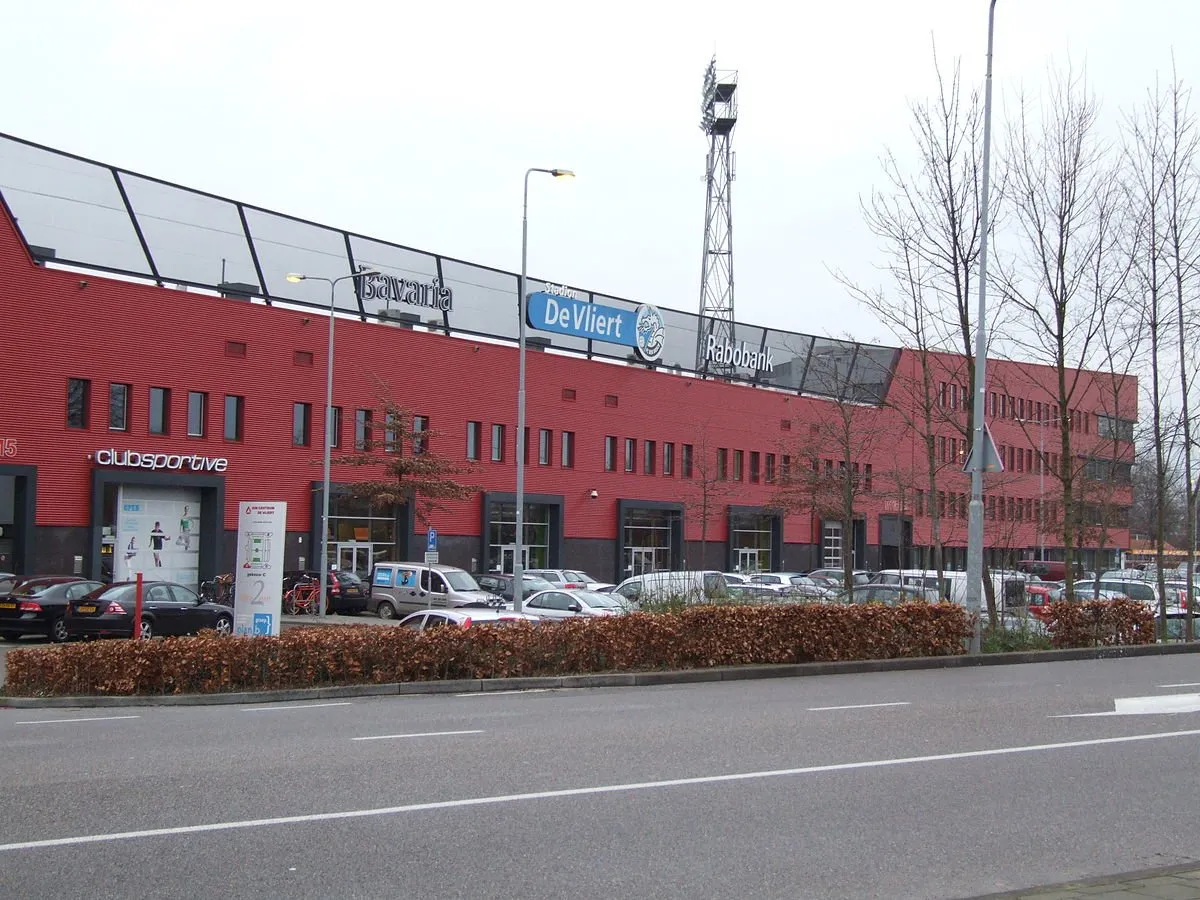 1200px de vliert stadium