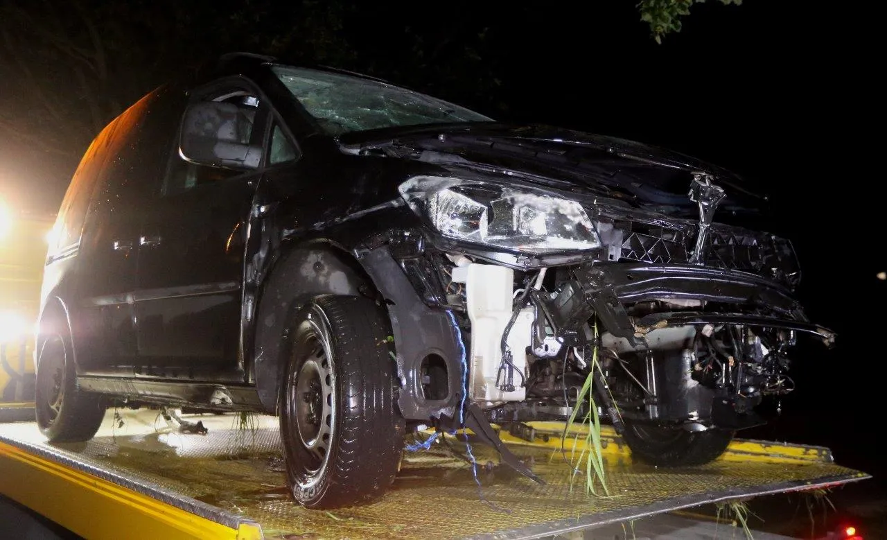 auto te water den bosch 3