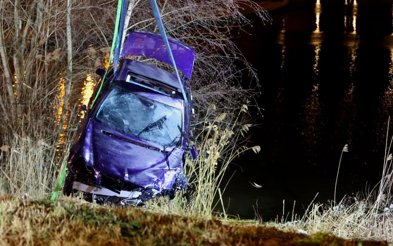 auto te water vlijmenseweg den bosch 6