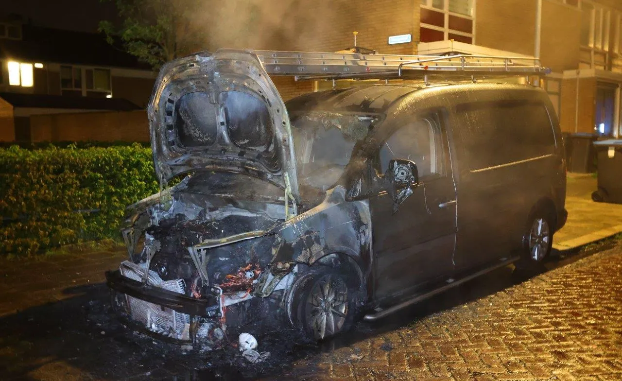 autobrand dongestraat den bosch 3