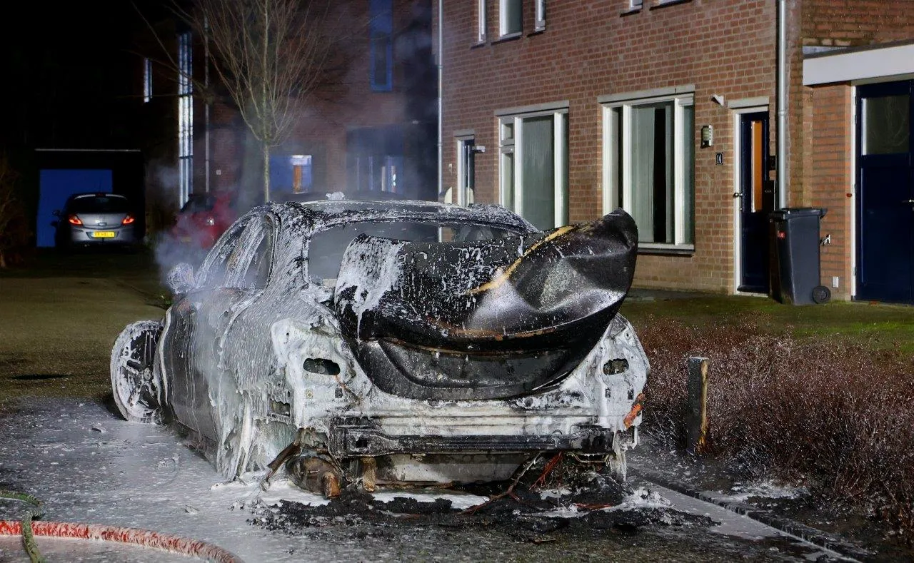 autobrand kruidnagel den dungen 6