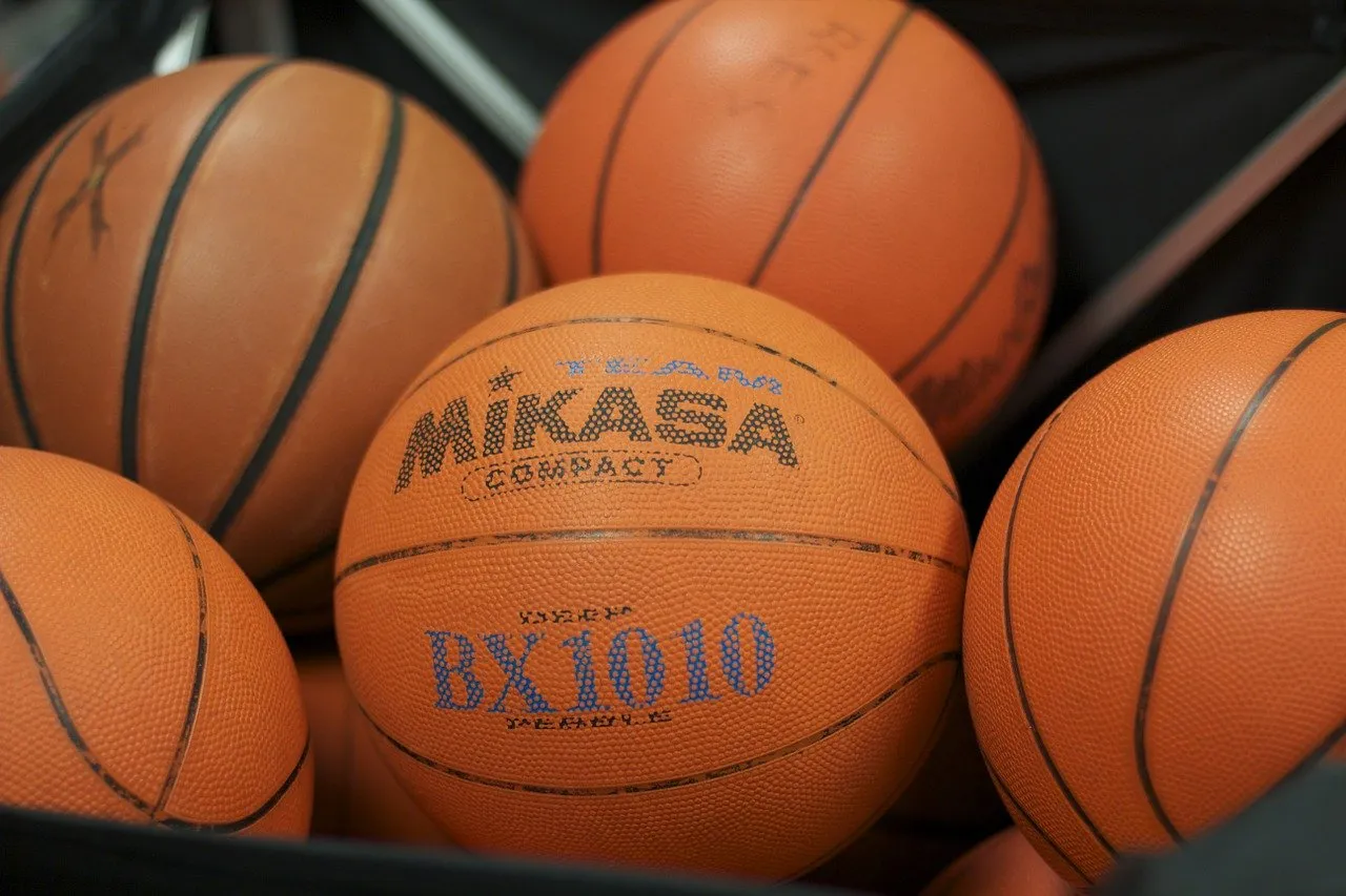 basketball 670062 1280