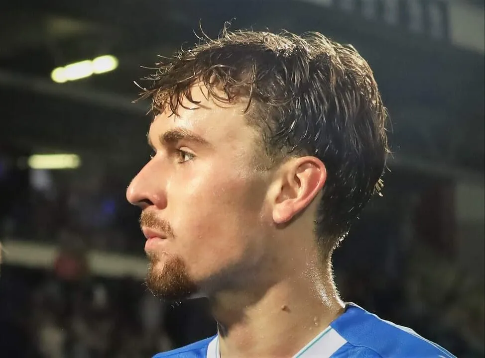 bc21bd3b 1425 4cc2 9027 15270efedff2