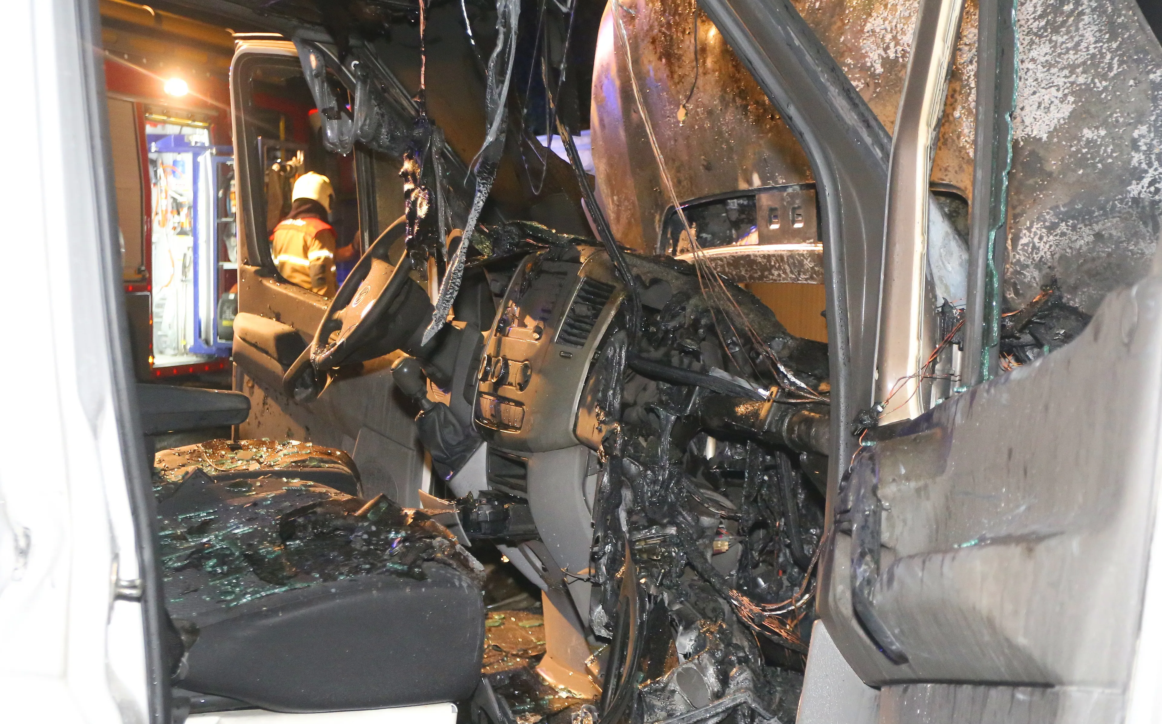 bestelbus in brnd tweede slagen den bosch 2