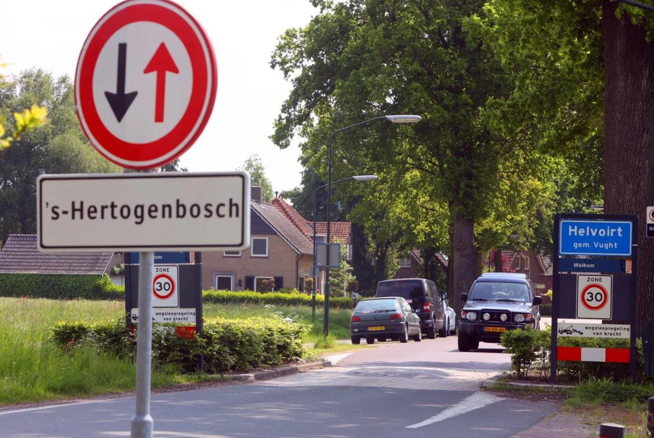 bord den bosch 2
