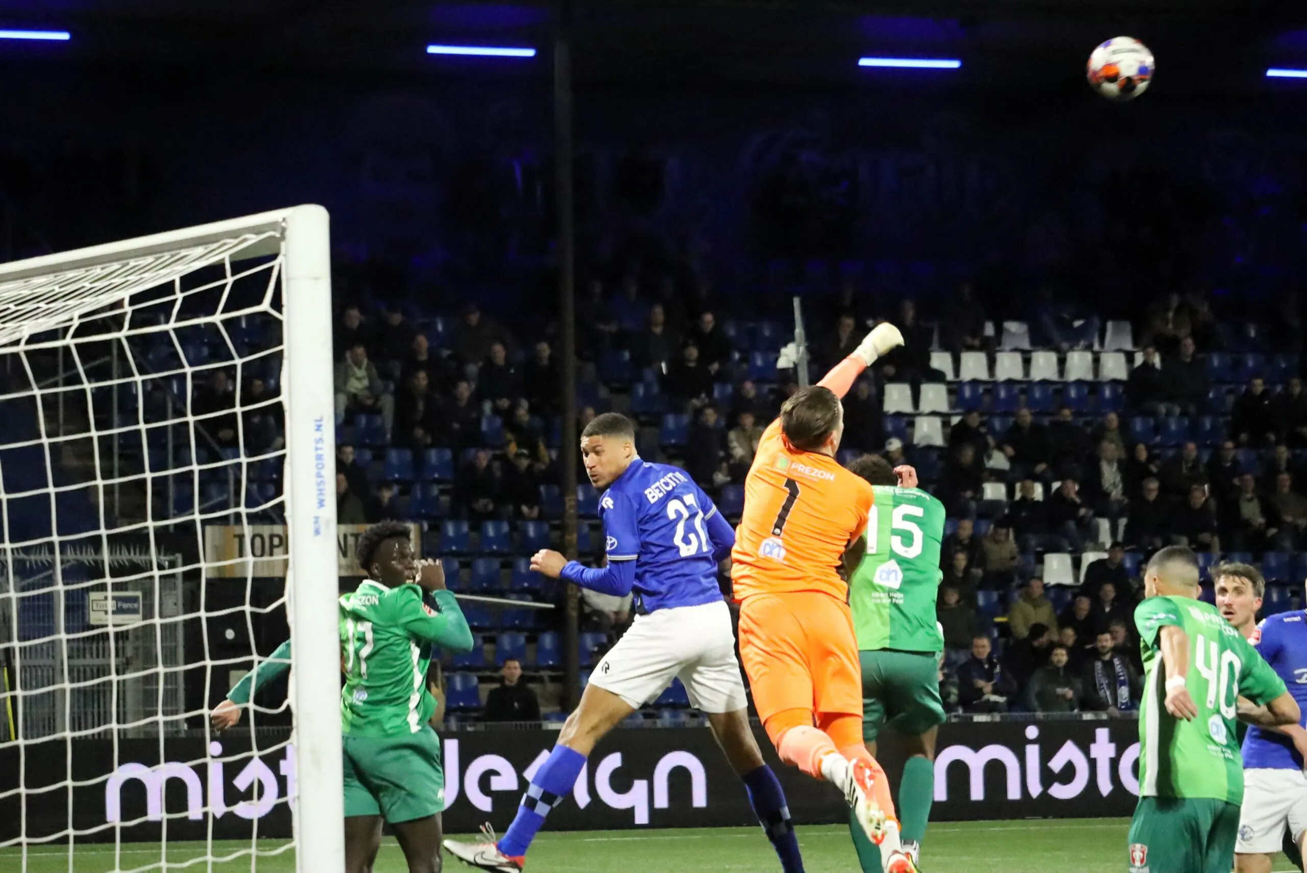 fcdb dordrecht 2392 scaled