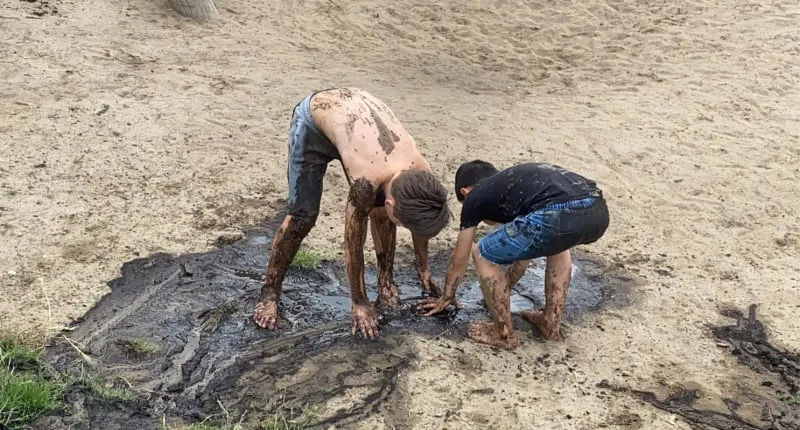 modderdag 209105805 244835290406483 818725028476434994 n