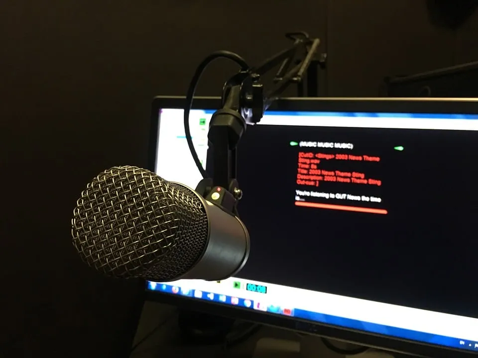 radio 2722271 960 720