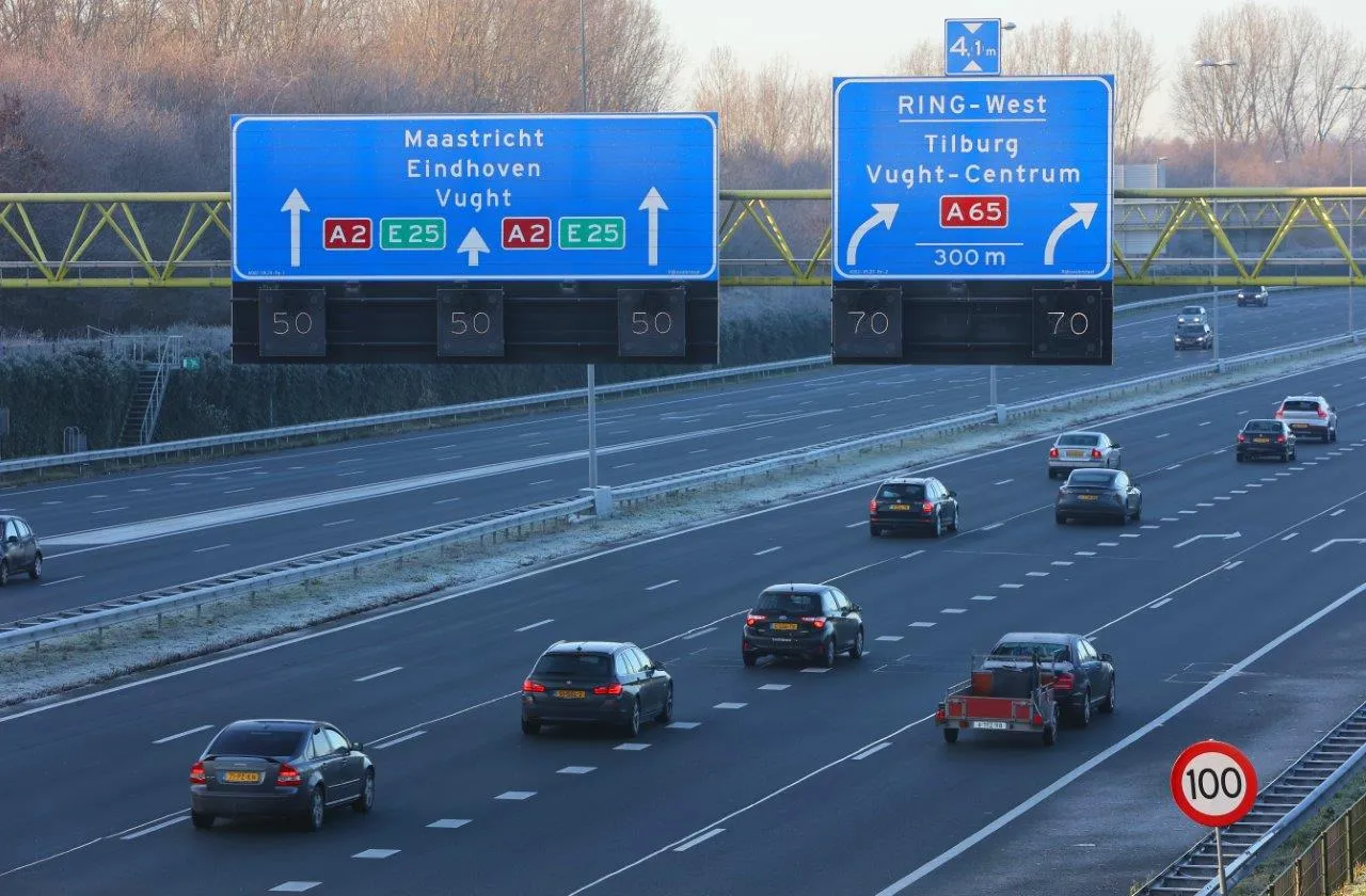 snelheidsbeperking a2 den bosch door gladheid 1