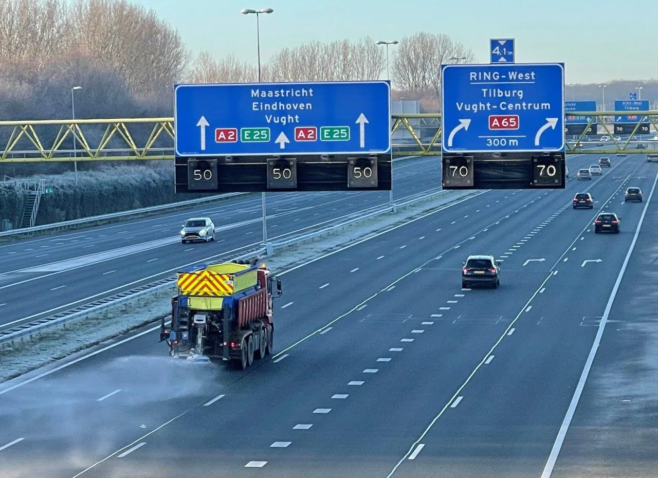 snelheidsbeperking a2 den bosch door gladheid 6