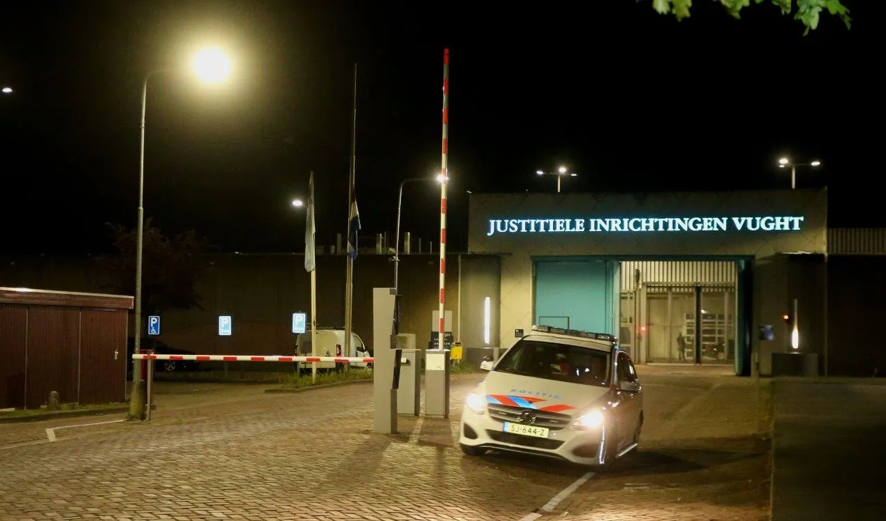 zelfdodiong pi vught 4