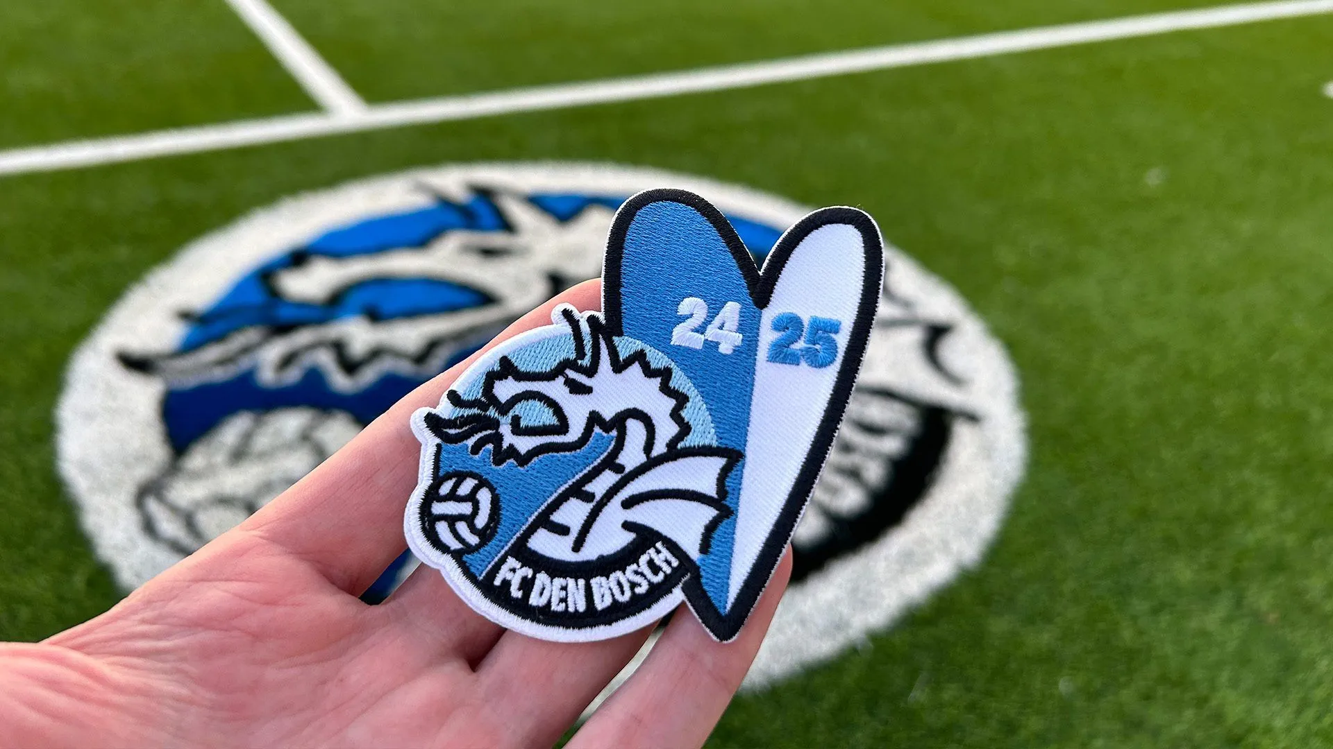 fcdb embleem qwwlxo9j2aw1ax4g4p5yjl2bxjdq8cjj86tuc0ed68