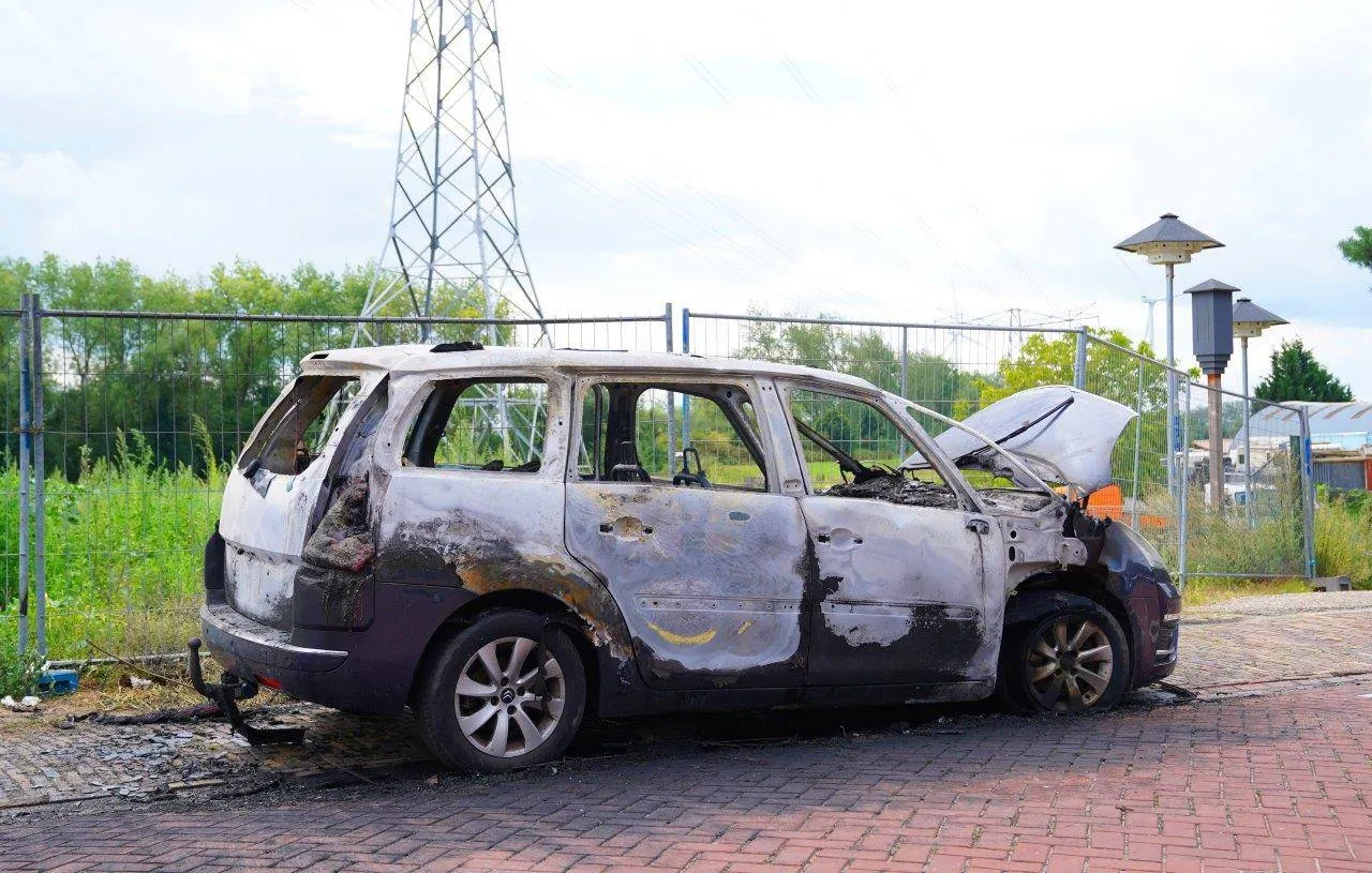 2025-07-28_Meesters_Multi_Media_Foto`s_Autobrand_Orthen_Den_Bosch3