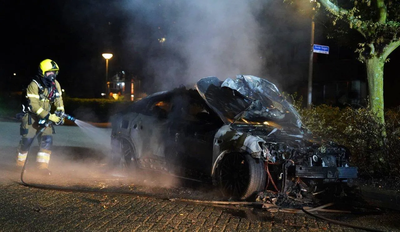 2025-08-09_Meesters_Multi_Media_Foto`s_Autobrand_Derde_Slagen_Den_Bosch2