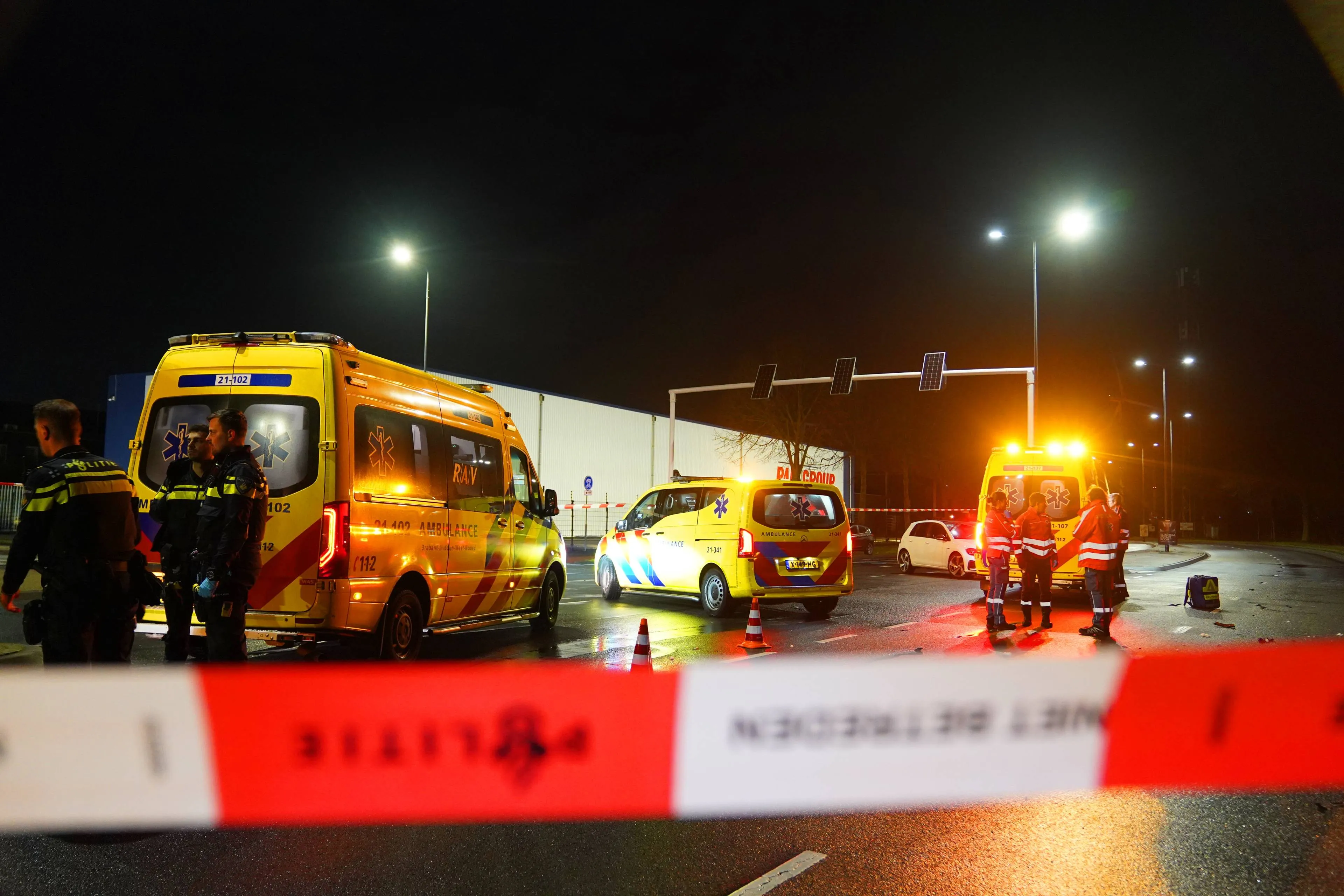 a06e23a9-975f-4dd2-833c-6cfacc4dc000