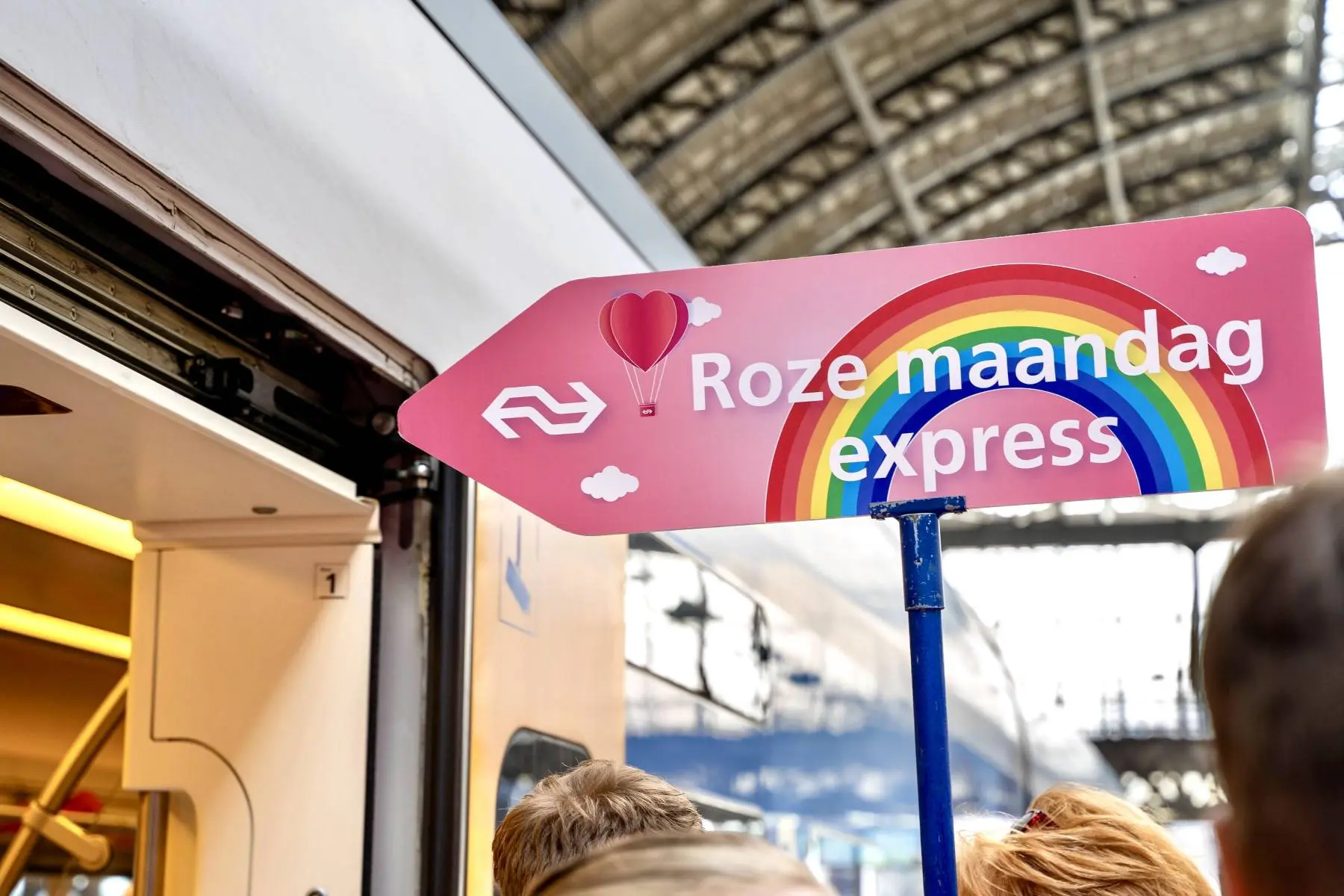 1920_20230724-rozemaandagexpress-kermisfm-04422