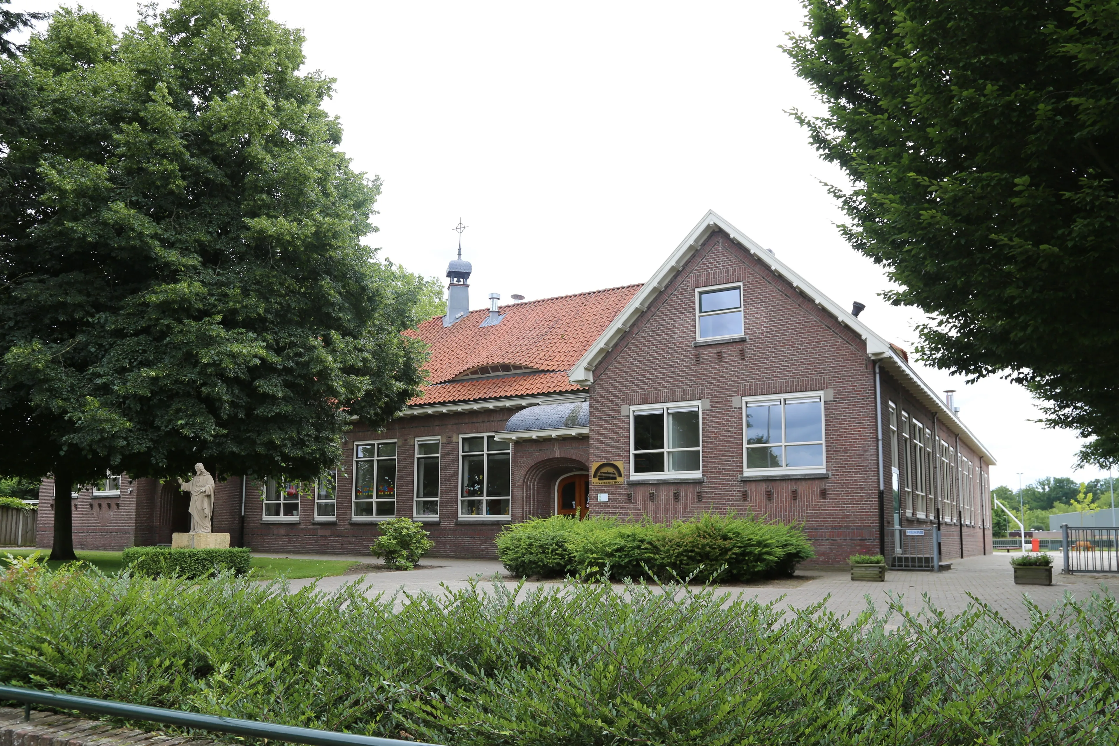alexanderschool