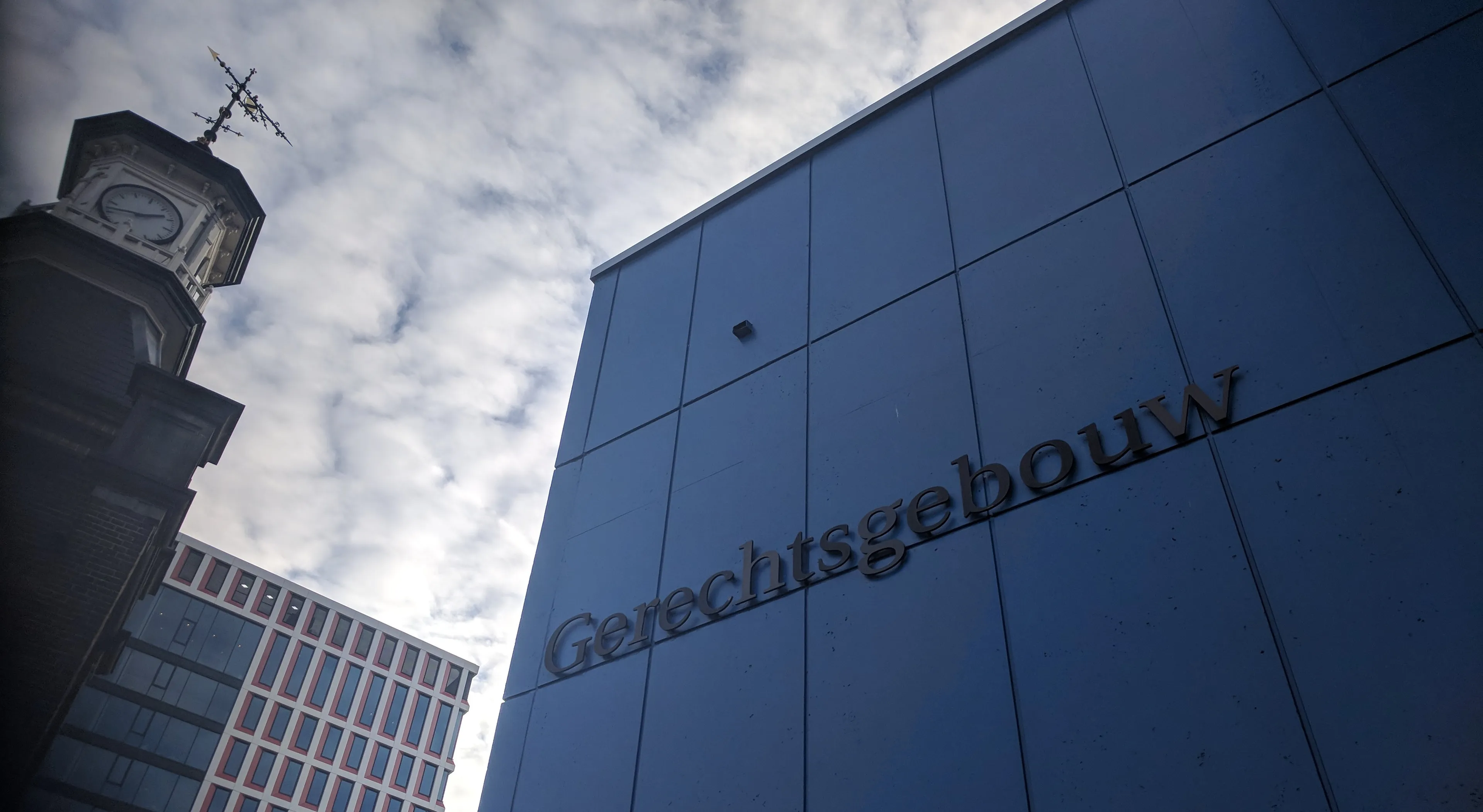 gerechtsgebouw te almelo
