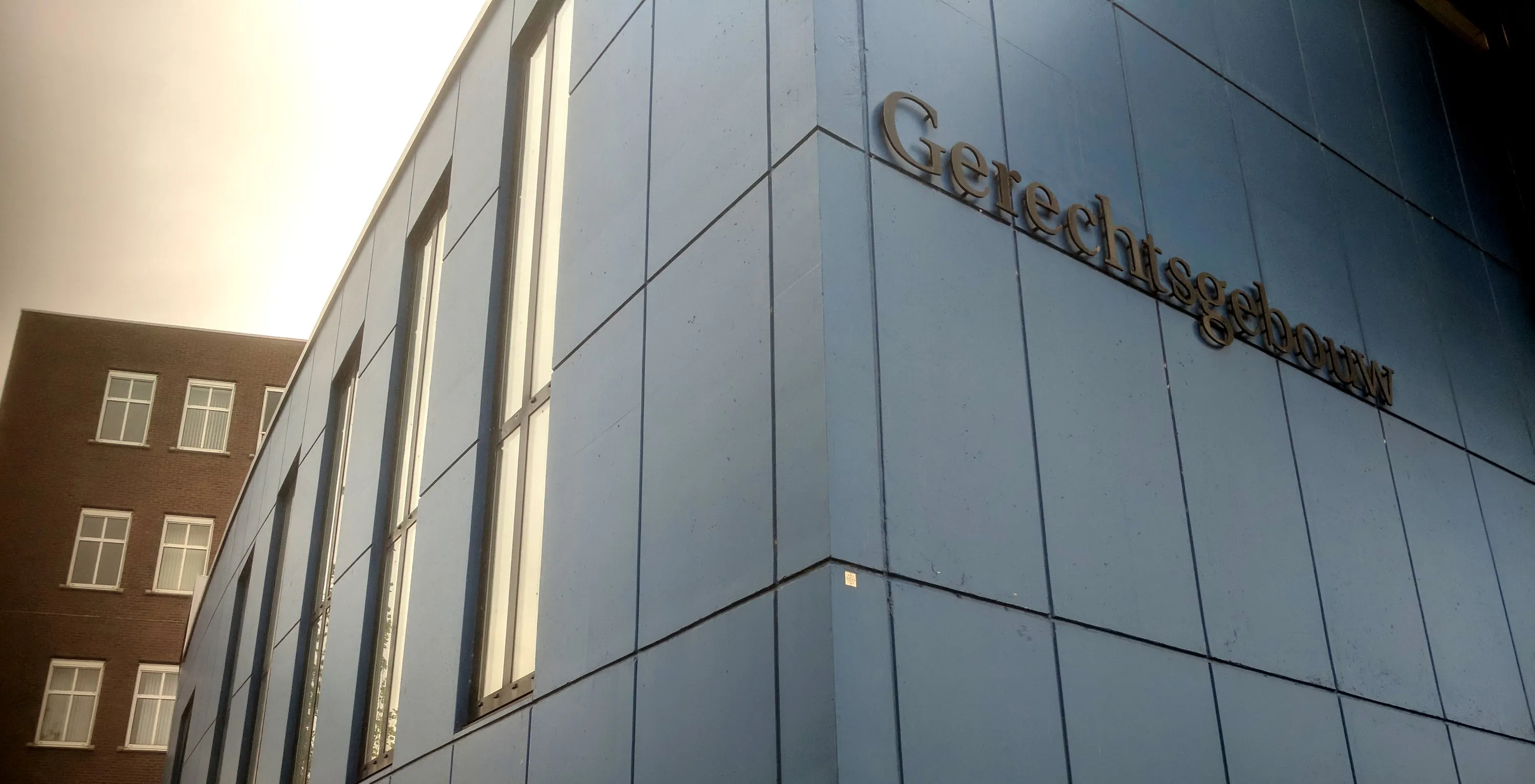 gerechtsgebouw voorkant