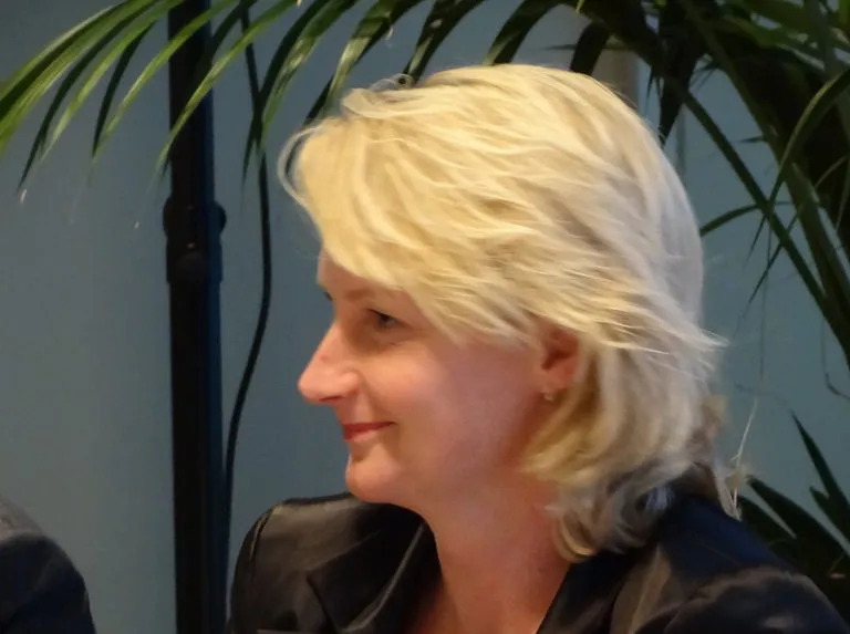 melanie maatman zijkant e1543404146872