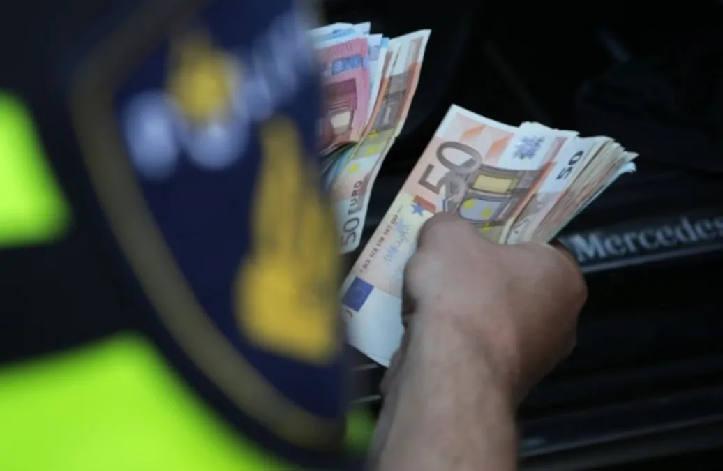 politie geld tellen
