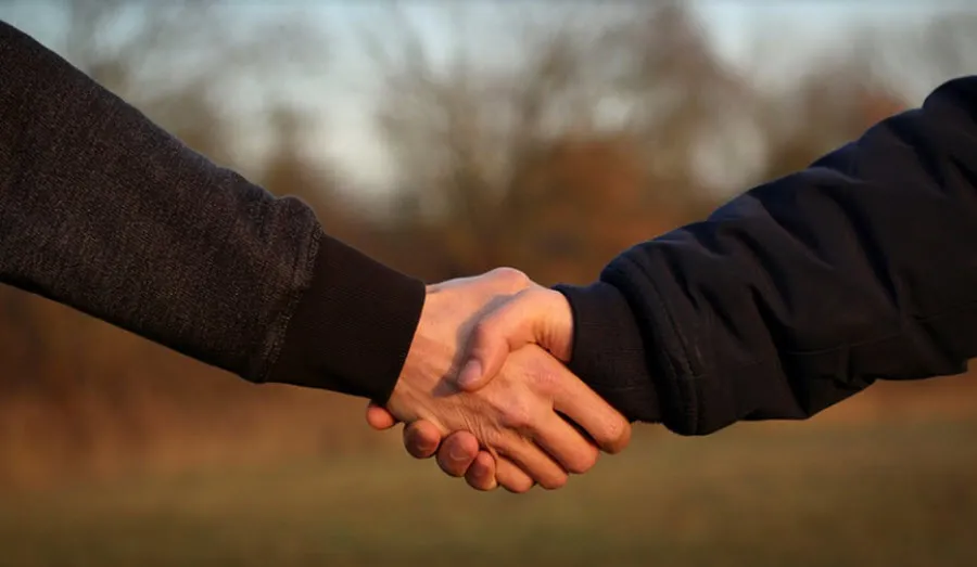 handenschudden2