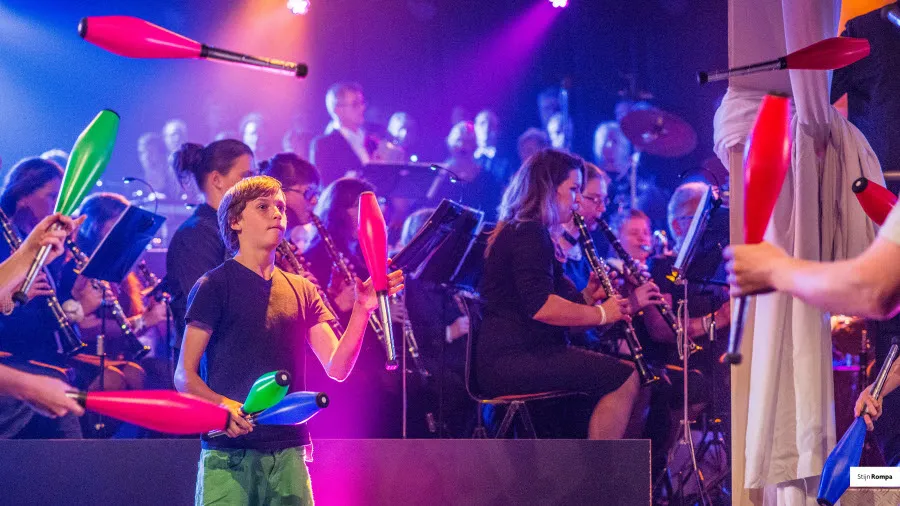 srcomaidzlm26wua5ipuk6gyu stijnrompaphotographyswingit17