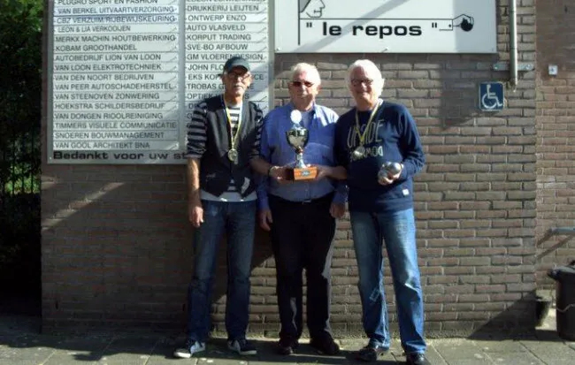 uo1si0vj7m4dvo9o3ex7837dg jeu3009