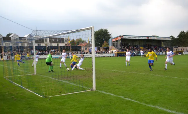 vlxvye4pyllalj4ph42lpcduk vvdongen0710 2