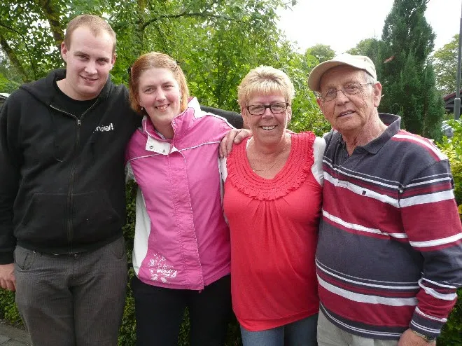 xonmtubev3yg699x6c35npee1 69775