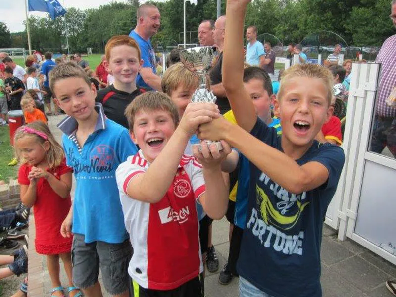 zv543acq7yp0gw11ulrq8i0co img1352