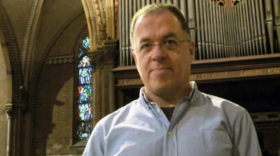 organist