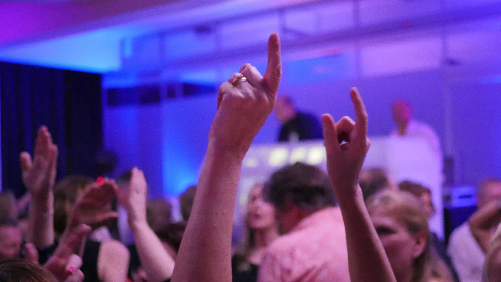 20190323-dance-party-30-zonnestraal-40-van-56