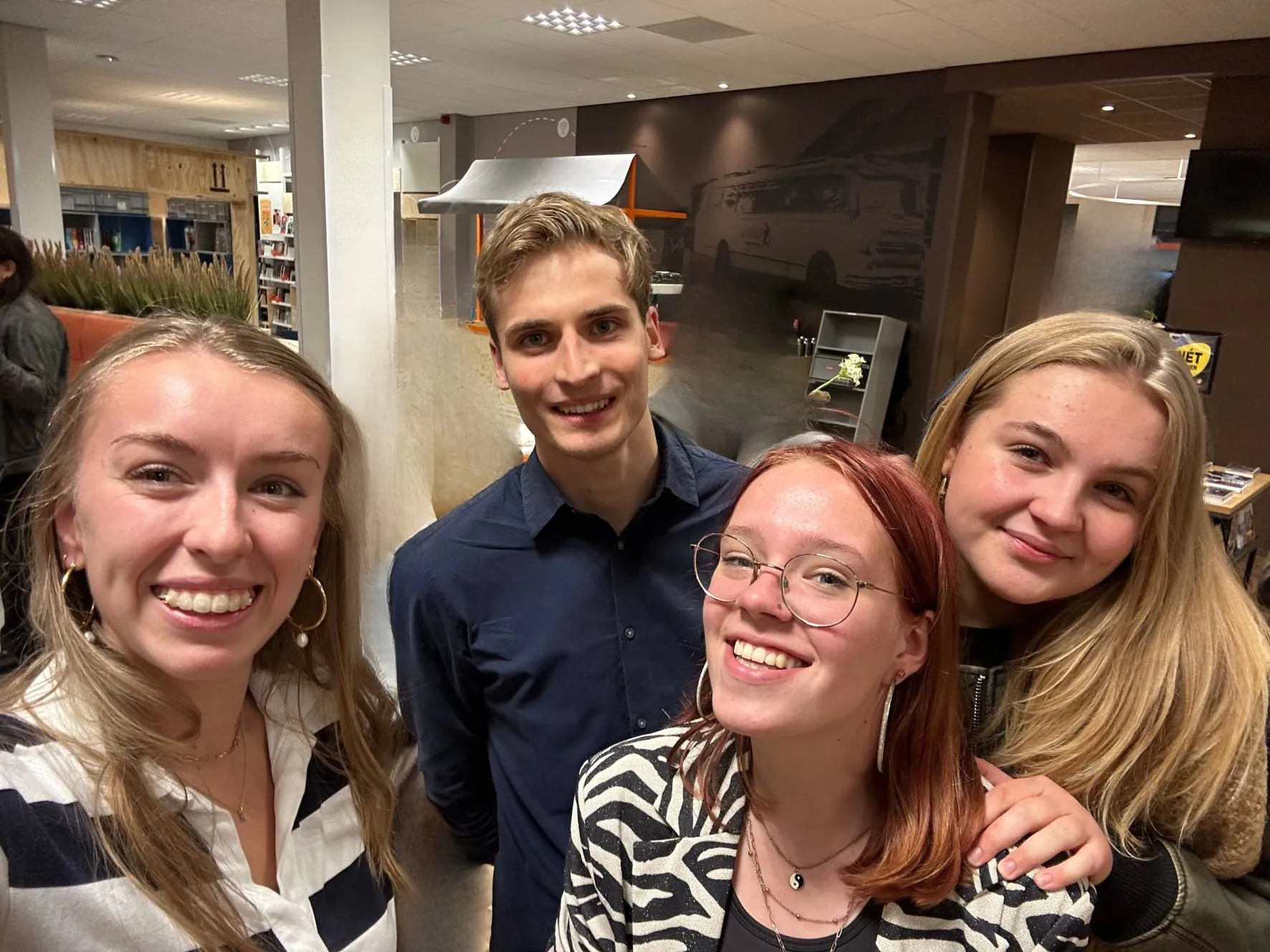 dr-jongerenraad-groepsfoto-jar