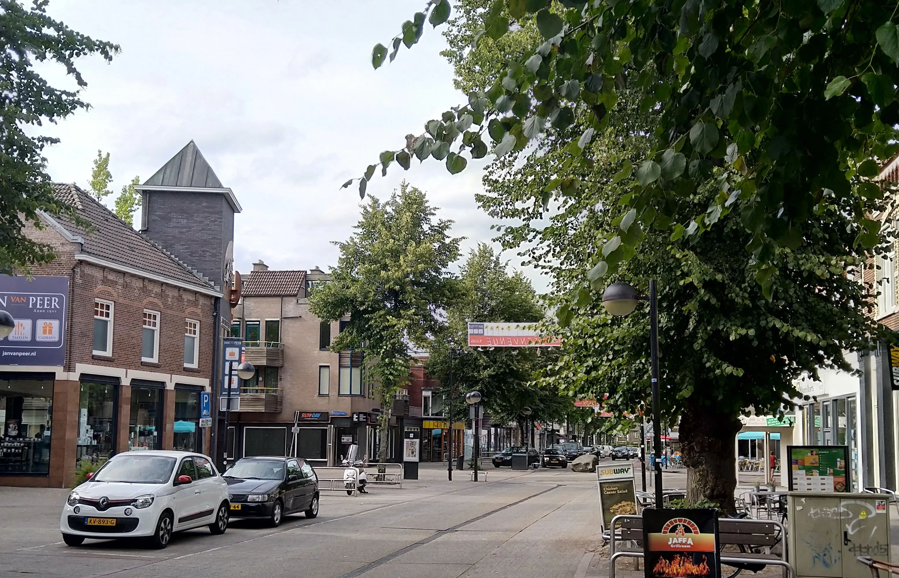 emmen-hoofdstraat-voorjaar1