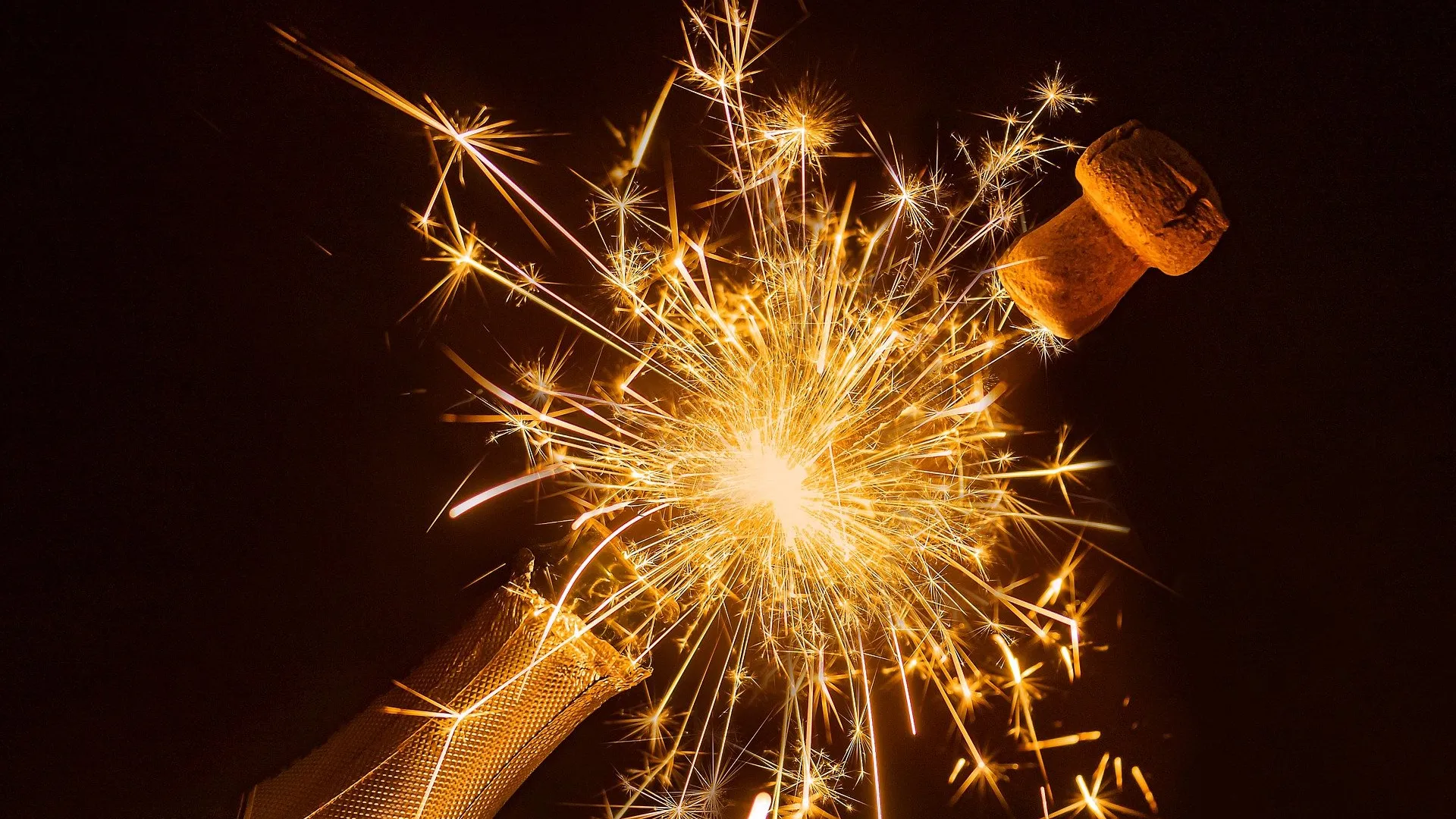 emmen-postcodeloterij-prijzen-winnaars-champagne-pixabay