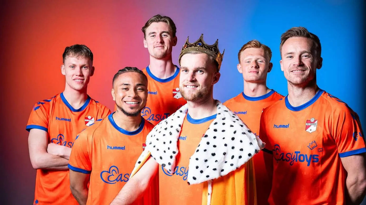 fc-emmen-presenteert-oranje-tenue-voor-koningsdag
