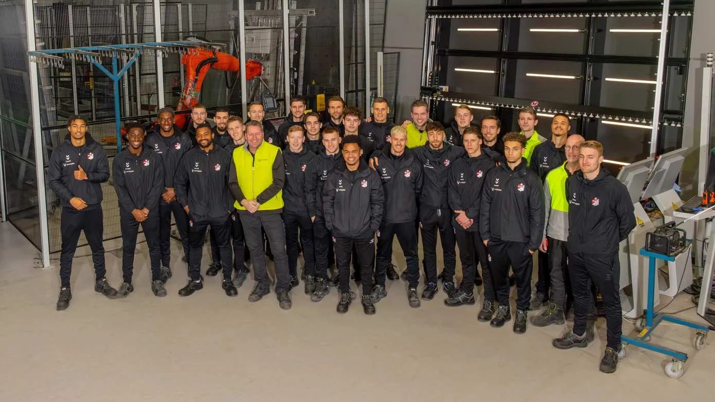 fc-emmen-verlengt-hoofdsponsorcontract-met-vandaglas